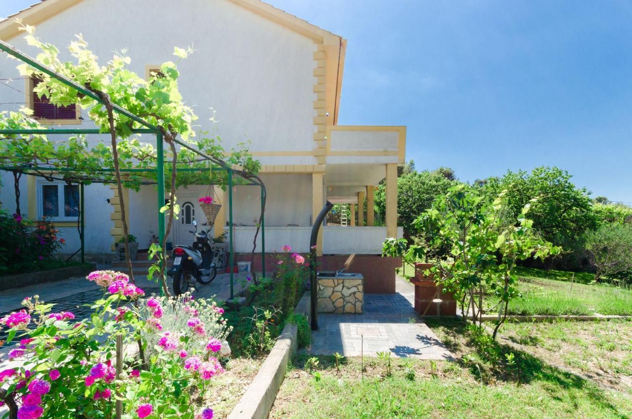 Apartments Zorka Kampor Extérieur photo